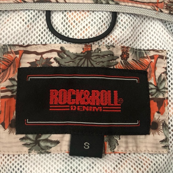 Rock & Roll Denim Snap Shirt Tropical Men's Small NWT - Picture 12 of 12